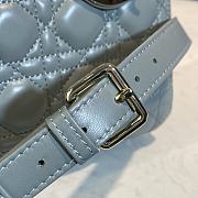Dior Lady Medium bag Blule cannage lambskin Size 24 x 20 x 11 cm - 4