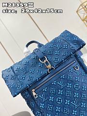 Louis Vuitton Men's Backpack Chalk Navy Blue Monogram Denim Size 29x42x15 cm - 6