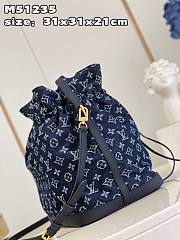Louis Vuitton Noefull MM Blue Denim Bag Size 31x31x21 cm - 5