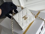 Chanel White Calfskin Classic Single Flap Card Holder with Chain Gold Hardware Size 11x11x3 cm - 6