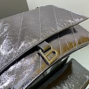 Balenciaga Hourglass quilted metallic crinkled-leather shoulder bag Size 31x20x7 cm - 6