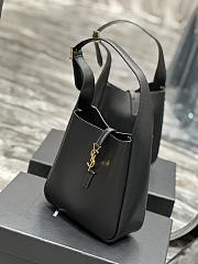 YSL LE 5 À 7 hobo bag smooth leather in black Size 23x22x8.5 cm - 6