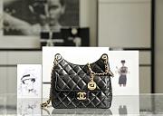 Chanel HOBO BAG Shiny Crumpled Calfskin & Gold-Tone Metal Black Size 22.5x21.5x7 cm - 4