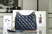 Chanel HOBO BAG Shiny Crumpled Calfskin & Gold-Tone Metal Blue Size 22.5x21.5x7 cm - 5