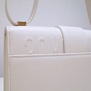 Christian Dior 30 Montaigne White Ultramatte Textured Leather Shoulder Bag Size 24x6x17 cm - 2