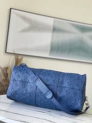 Louis Vuitton Blue Keepall 50 Seethrough Triangle Turquoise M21375 Size 50 x 29 x 23 cm - 3