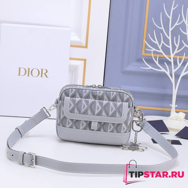 Dior Hit The Road messenger pouch Gray CD Diamond Canvas and Smooth Calfskin Size 20.5 x 15 x 7 cm - 1