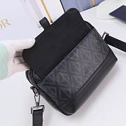 Dior Hit The Road messenger pouch Black CD Diamond Canvas and Smooth Calfskin Size 20.5 x 15 x 7 cm - 2