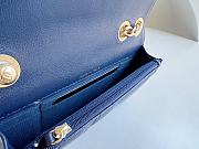 Chanel 22k Woc bag with charm lambskin leather gold hardware navy blue Size 17 cm - 3