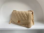 Chanel Beige Classic Flap Leather Diana 22 Cross Body Bag Size 22.5x14x7 cm - 3