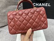 Chanel flap bag with top handle Lambskin & Gold-Tone Metal Red Size 20x12x6 cm - 5