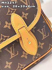 Louis Vuitton Vintage Sac Gibeciere MM Monogram Canvas Messenger Shoulder Bag Size 28x20x8 cm - 2