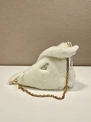 Prada Shearling mini White Bag Size 28x16x7 cm - 4