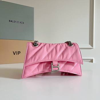 Balenciaga Crush Small Chain Bag Quilted in pink crushed calfskin Size 25x15x7.9 cm