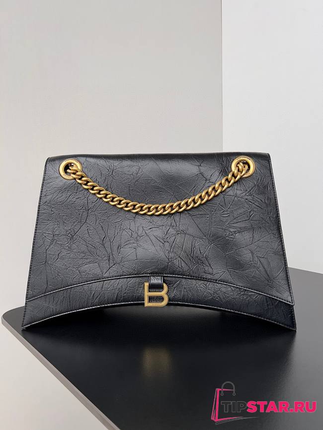 Balenciaga Crush Chain Bag in black crushed calfskin gold hardware Size 39.9x24.9x13 cm - 1