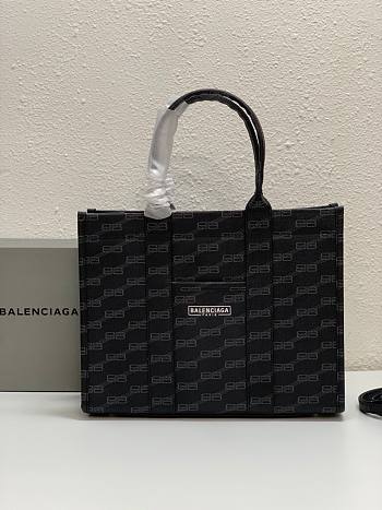 Balenciga Medium Signature Shopper Tote Bag Black Size 35x13x27 cm 