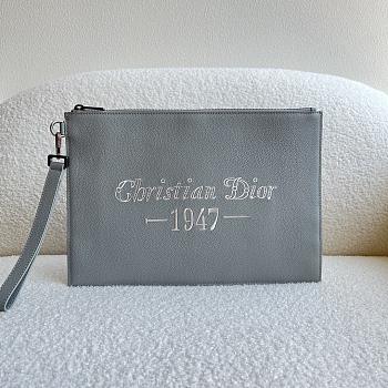 Dior A5 pouch Crafted in Dior gray grained calfskin Christian Dior 1947 Size 35.5×24cm
