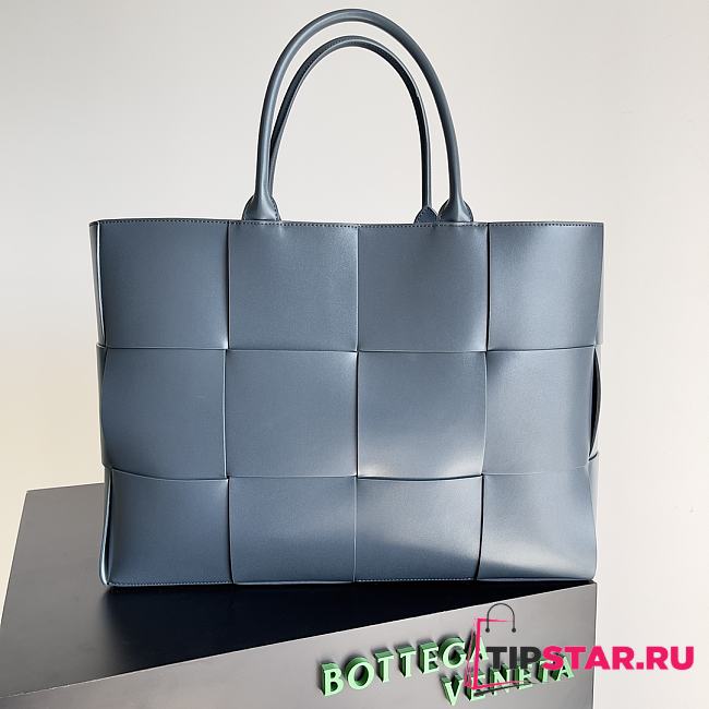 Bottega Veneta Leather Intreccio Weave Tote Bag Blue Size 47x33x13 cm - 1