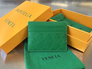 BOTTEGA VENETA Intreccio leather Green card case 731956 Size 10 x 8 x 0.5 cm
