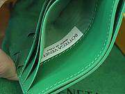 BOTTEGA VENETA Intreccio leather Green card case 731956 Size 10 x 8 x 0.5 cm - 2