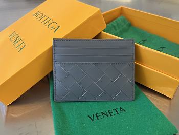 BOTTEGA VENETA Intreccio leather Gray card case 731956 Size 10 x 8 x 0.5 cm
