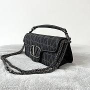 Valentino Garavani Locò small Toile Iconographe shoulder bag Black Size 27x13x6 cm - 6