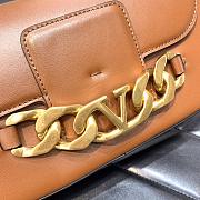 Valentino Garavani VLogo Chain shoulder bag in calfskin Brown Size 27x15x8 cm - 5