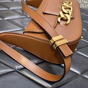 Valentino Garavani VLogo Chain shoulder bag in calfskin Brown Size 27x15x8 cm - 2