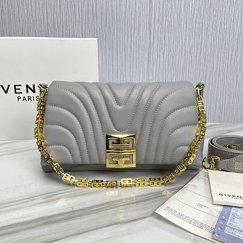 GIVENCHY Small 4G Crossbody Bag in Calf Leather Grey Size 25x15x6 cm