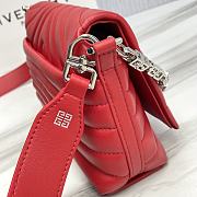 GIVENCHY Small 4G Crossbody Bag in Calf Leather Red Size 25x15x6 cm - 3