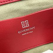 GIVENCHY Small 4G Crossbody Bag in Calf Leather Red Size 25x15x6 cm - 2