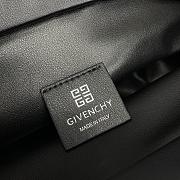GIVENCHY Kenny Small leather shoulder bag Black Size 32x22x17 cm - 2