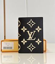  Louis Vuitton Passport Cover  Monogram Empreinte leather Size 10x14x2.5 cm - 1