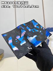  Louis Vuitton Men Brazza Wallet Monogram Eclipse canvas blue and purple sunrise Size 10x14x2.5 cm - 4