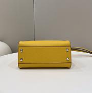 Fendi Yellow small peekaboo solid shopper handbag three-pieces-set jacquard strap plus coin pouch charm Size 23x7x18 cm - 4
