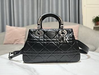 Dior Lady 95.22 Bag Hanbag Release Black Size 30x18x12 cm