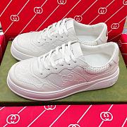 GUCCI Women White Sneakers With Gg In Relief - 1