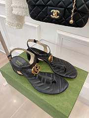 Gucci Women's Double G sandal Balck - 5