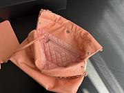 Chanel 22 Medium Handbag Pink caviar leather Size 39x42x8 cm - 6