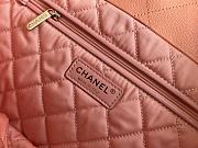 Chanel 22 Medium Handbag Pink caviar leather Size 39x42x8 cm - 2