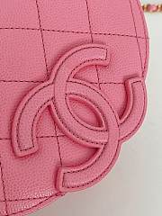Chanel Mini Messenger Bag Grained Calfskin & Gold-Tone Metal Light Pink Size 19x16x7 cm - 4
