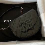 Chanel Mini Messenger Bag Grained Calfskin & Gold-Tone Metal Black Size 19x16x7 cm - 4