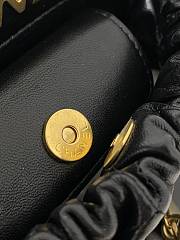 Chanel Mini Messenger Bag Grained Calfskin & Gold-Tone Metal Black Size 19x16x7 cm - 2