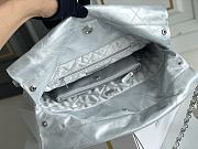 CHANEL 22 Handbag Metallic Calfskin & Silver-Tone Metal Silver Size 35x37x7 cm - 4