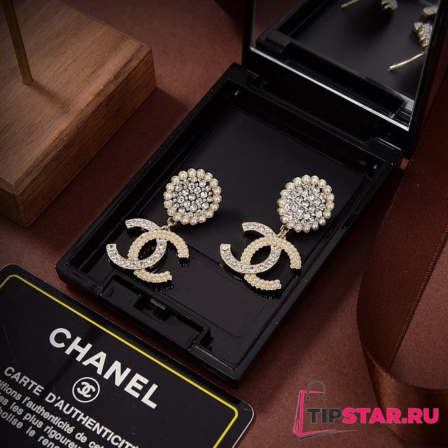 CHANEL Oversized Crystal Earrings CC logo - 1