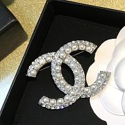 CHANEL Sliver CC Logo PIN BROOCH Pearls Crystals - 2