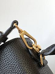 LV Twist One Handle PM Black Size 25 x 17 x 11 cm - 2