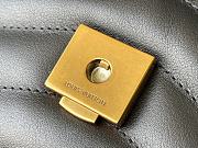 Louis Vuitton Hold Me top-handle bag Black Size 23x15x10 - 3