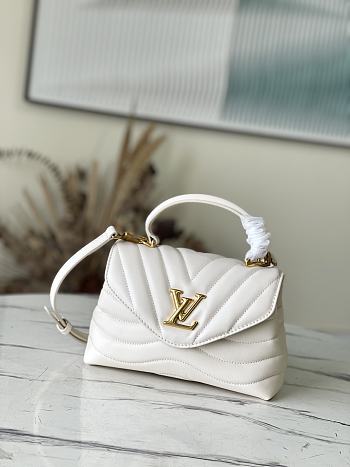 Louis Vuitton Hold Me top-handle bag White Size 23x15x10