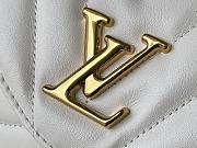 Louis Vuitton Hold Me top-handle bag White Size 23x15x10 - 4